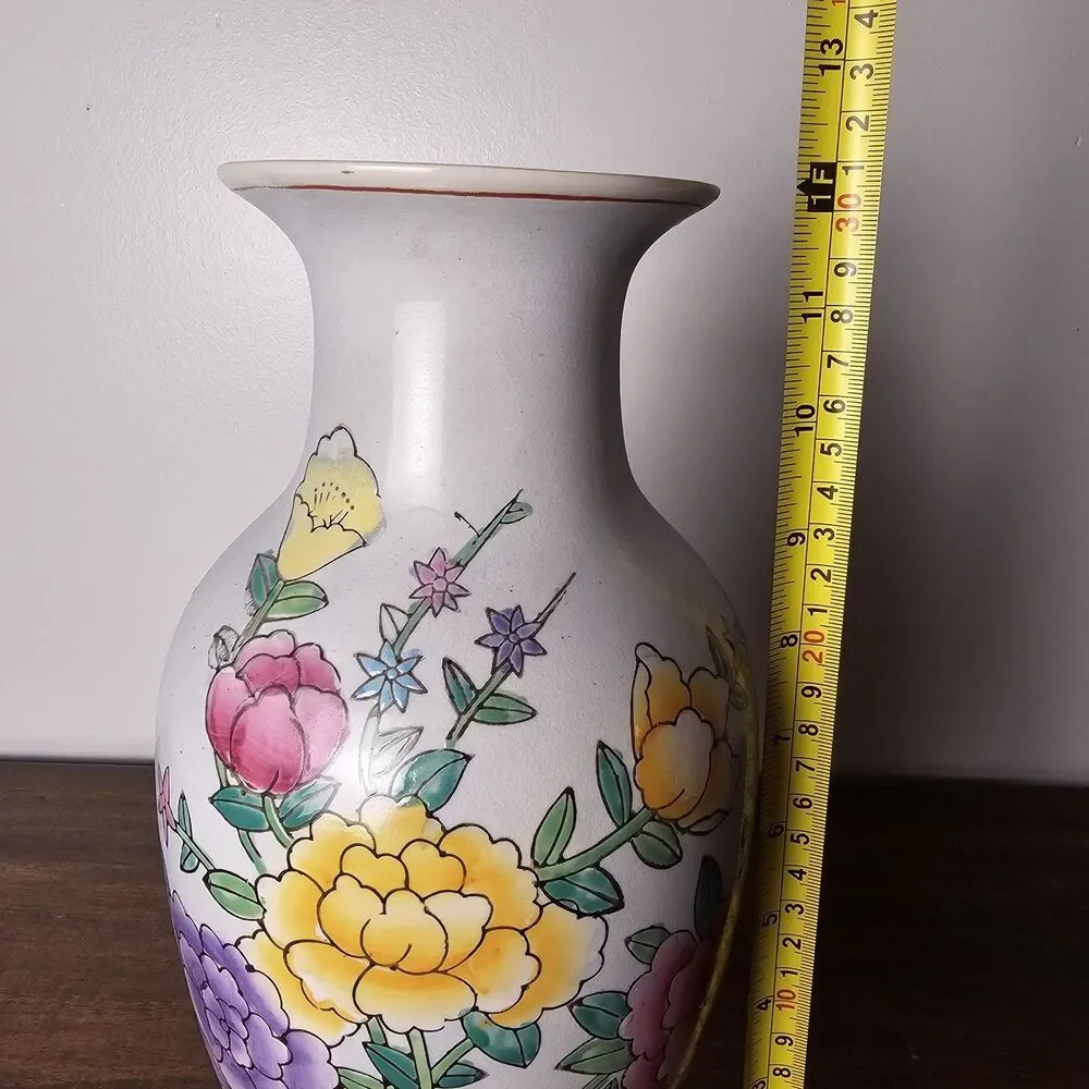 Vintage Oriental Porcelain Vase Hand-Painted Peony Floral Motif Chinoiserie 12